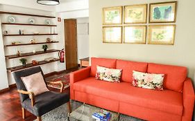Cozy And Spacious Apartment In Graca, Lisbon